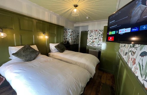 Newcastle Bed & Breakfast | The Dundrum Inn B&B