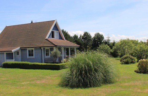 Les Moitiers-d'Allonne House | The dunes, beach, nature, near Carteret/The dunes, the beach .