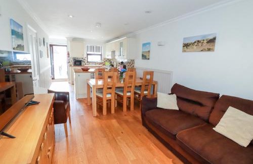 Crantock House | The Dunes