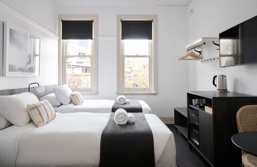 Pyrmont Bed & Breakfast | The Dunkirk Hotel