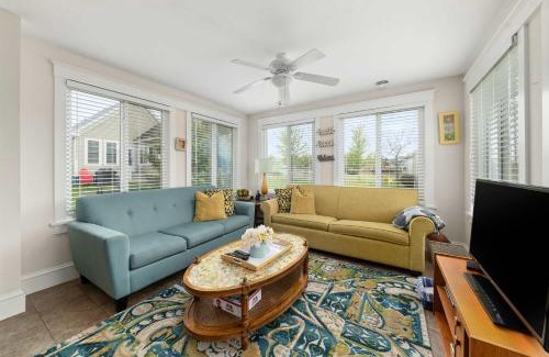 Cherry Valley House | The Duskywing - 44 Meadow View