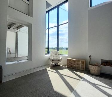 Boughton Monchelsea House | The Dutch Barn