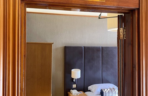 Aberdeen West End House | The Dutch Mill Hotel