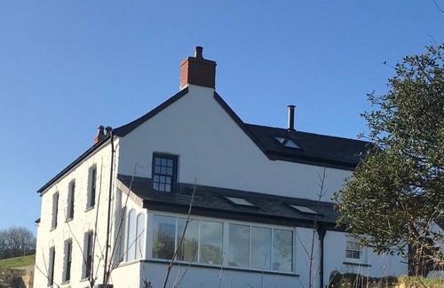 Dinas Cross House | The Dyffryn