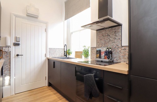 Helston Cottage | The Dynar