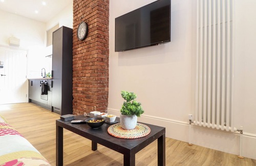 Helston Cottage | The Dynar