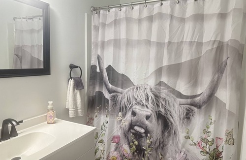Hamilton House | The E Street Gallery