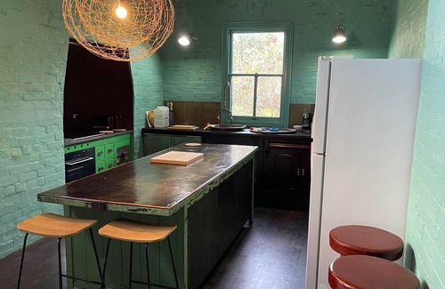 Manilla House | The Eagle's Nest - Adventure-Ready 4-Bedroom Holiday Home in Manilla, NSW