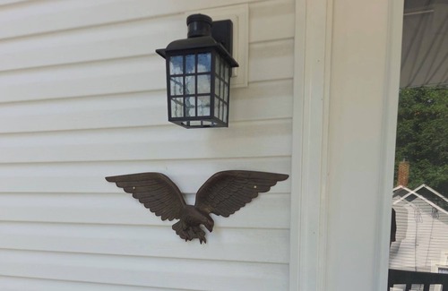 Mesopotamia Apartment | The Eagles Nest-Fall Getaway in Timeless Town