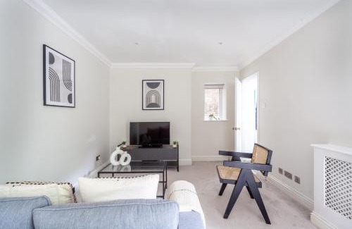 West Ealing Apartment | The Ealing Villa
