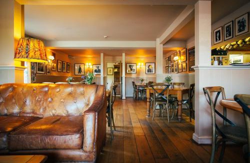 New Forest District House | The East End Arms