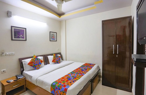 Okhla Hotel | THE EDEN Near Apollo Hospital