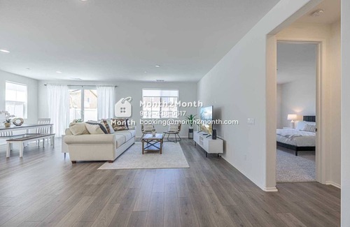 Lancaster House | The Eden on W Avenue J9 #41757