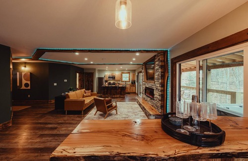 South Bloomingville Cabin | The Edge - Escape to The Edge Cabin in Hocking Hills, OH! This cozy retreat features a private hot tub, fire pit, gas grill, and more. Perfect for up to 6 guests, it’s minutes from hiking, waterfalls, and caves. Book your stay today!