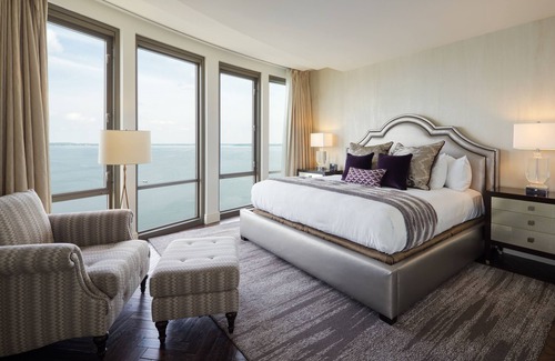 Madison Hotel | The Edgewater