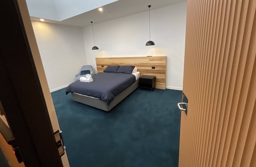 Geelong Hotel | The Electric
