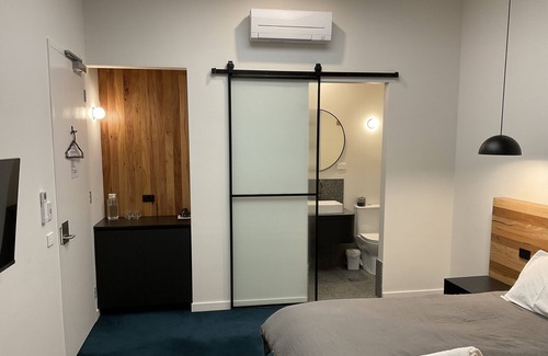 Geelong Hotel | The Electric