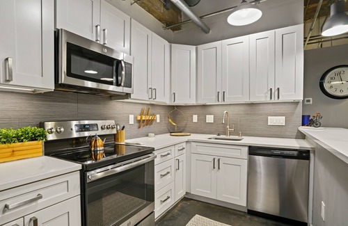 Capitol Hill Apartment | The Elegant Loft