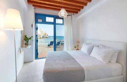 Kimolos Apartment | The Elephant Beach House