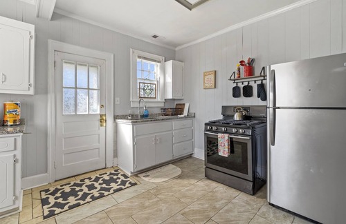 Rock Hill Cottage | The Ellis House - Just Three Blocks from Downtown Rock Hill
