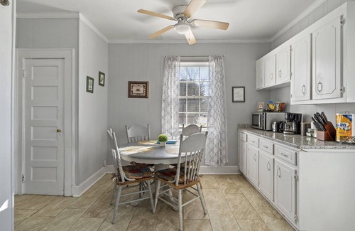 Rock Hill Cottage | The Ellis House - Just Three Blocks from Downtown Rock Hill