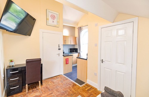 Huddersfield Apartment | The Elm Wood Apartments