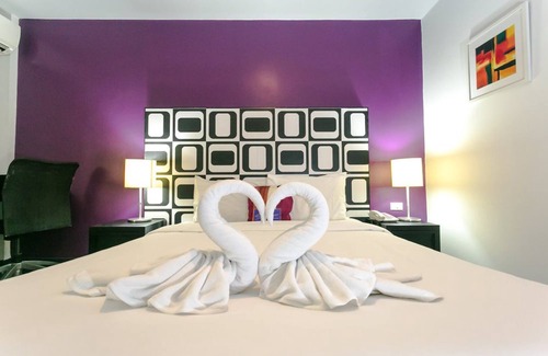 Thung Maha Mek Hotel | The Embassy Sathorn