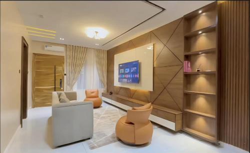 Akure House | The Emeritus Apartments