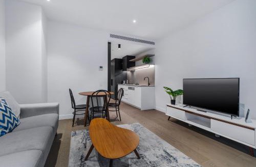 Carlton South Apartment | The Eminence Apartments by CLLIX