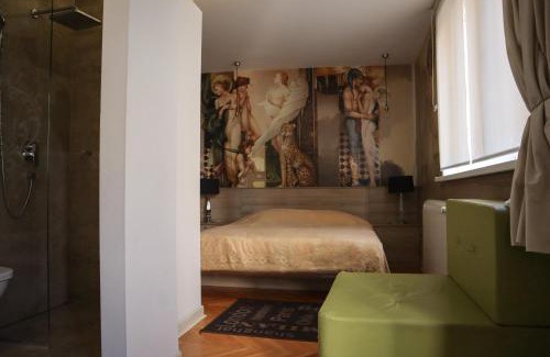 Kosancicev Venac Apartment | The Empress apartment Belgrade