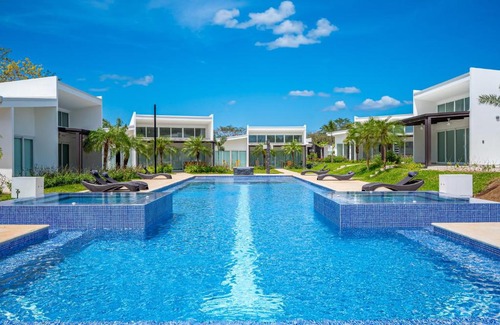 Rio Seco House | The Enclave D9