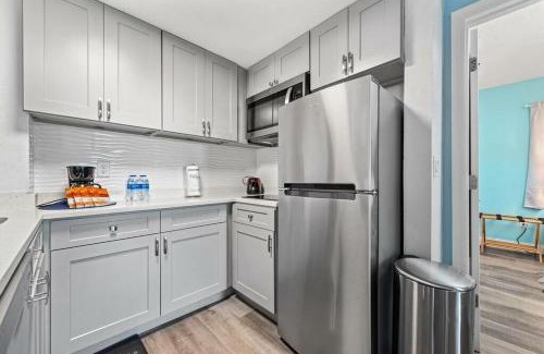 Florida Center Apartment | The Enclave Hotel and Suites