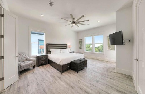 Dune Allen Beach House | The Enclave on 30A by Five Star Properties