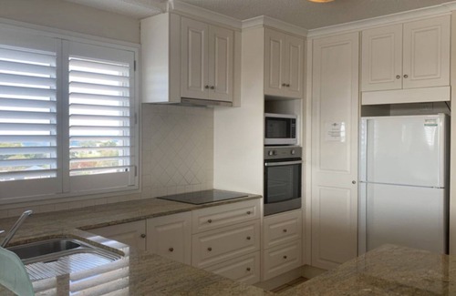Currimundi Apartment | THE ENTRANCE UNIT 14