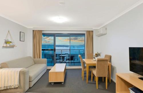 The Entrance Apartment | The Entrance Waterfront Resort, Unit 614