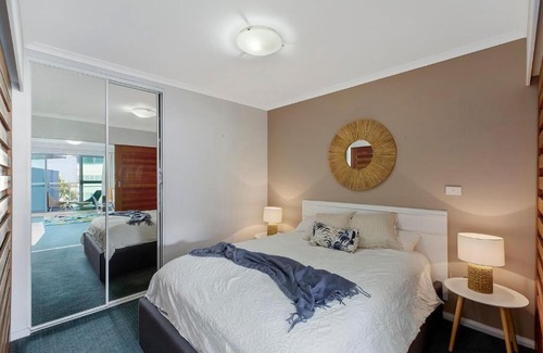 The Entrance Apartment | The Entrance Waterfront Resort, Unit 213