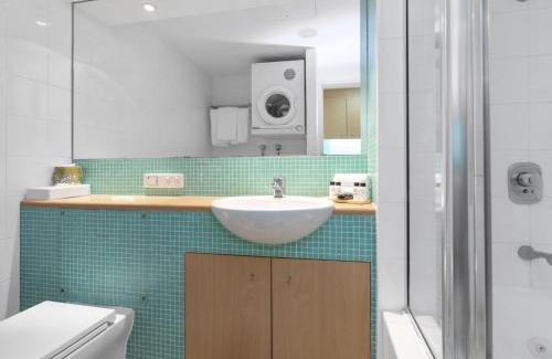 The Entrance Apartment | The Entrance Waterfront Resort Unit 510