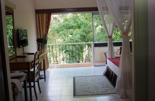 Arusha Hotel | The Equator Hotel