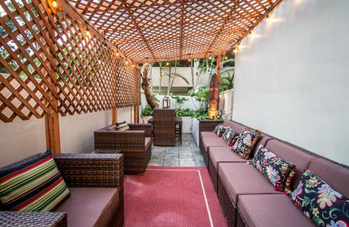 Waikiki Hotel | The Equus