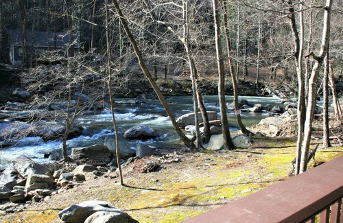 Chimney Rock Cabin | The Esmeralda Inn at Lake Lure