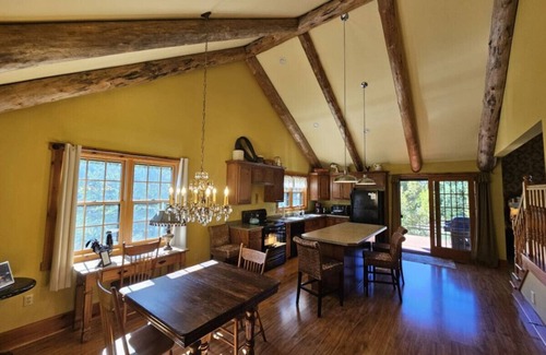 Sturgeon Bay Cabin | The Evergreen Cabin (2 bedroom)