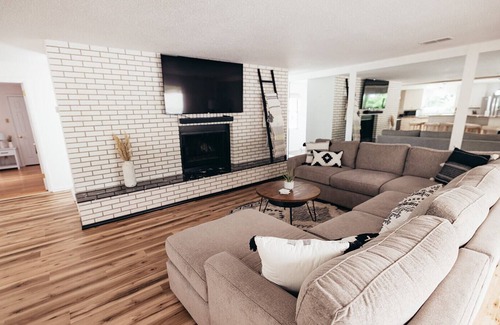 Pierson House | The Evergreen Villa