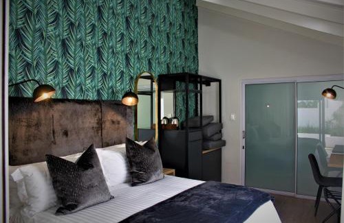 Selborne Bed & Breakfast | The Executive Bed and Breakfast