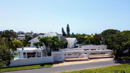 Selborne Bed & Breakfast | The Executive Bed and Breakfast