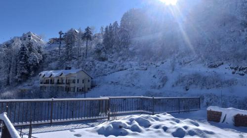 Fagu Hotel | The Exotic Retreat I Vacations I Conference I MICE I Family Events I Kufri By Exotic Stays