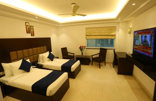 Karol Bagh Hotel | The Exotica Grandeur
