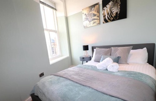 Dewsbury Apartment | The Exquisite 2 Bed Apartment in Dewsbury