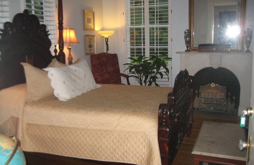 Franklin Bed & Breakfast | The Fairfax House B & B