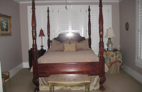 Franklin Bed & Breakfast | The Fairfax House B & B