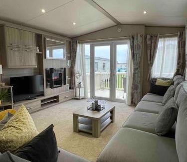 Newbiggin-by-the-Sea House | The Fairways Hideaway - Northumberland